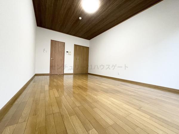 アルカサール泉ヶ丘