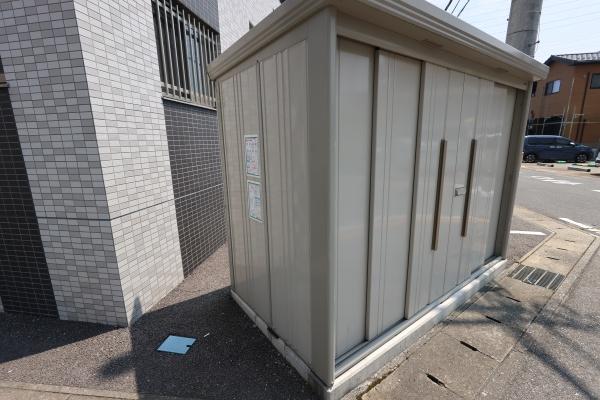 グランバロン　イースト