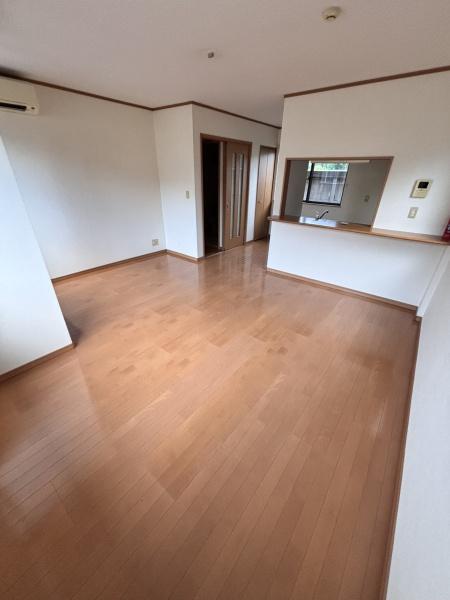 NADIA戸祭　A棟