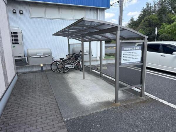 リースランド平出 D(その他共用部分)