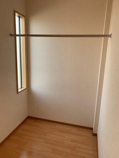 リースランド野高谷　Ｄ