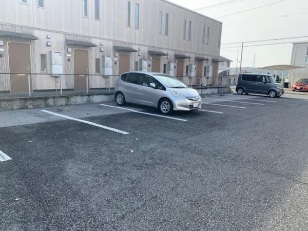 リースランド野高谷　Ｄ