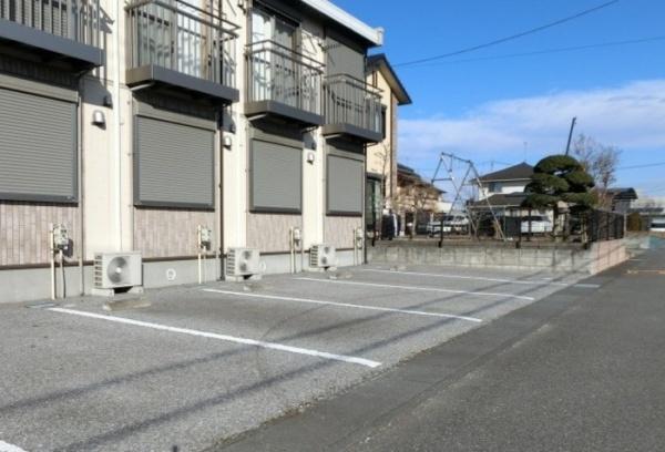 リースランド野高谷　Ｅ