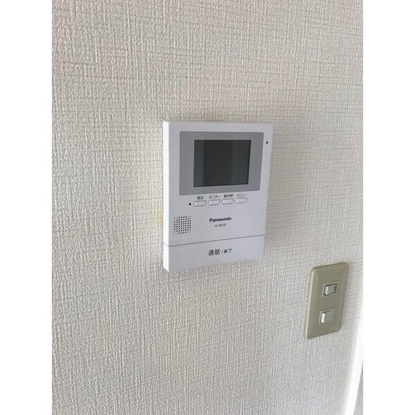 ソレイユ・クール今泉(一戸建て)