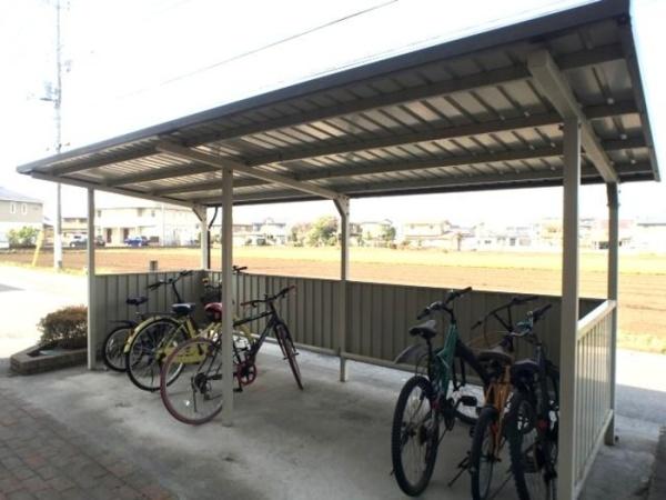 イーストヒルズ　八番館