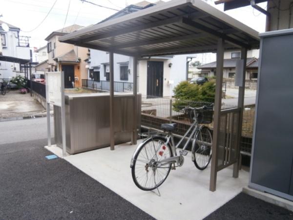 シャイニー