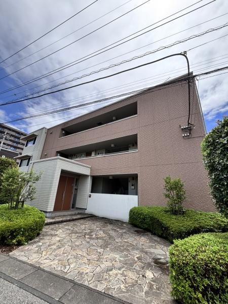 ResidenciaLuceRegaloAves