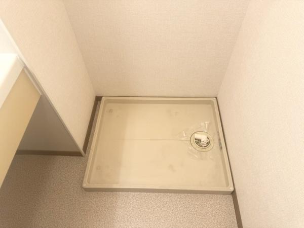 ハニーコートＤ