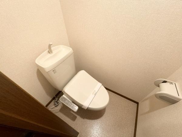 ハニーコートＤ