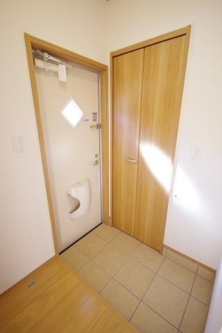 りんごの家(玄関)