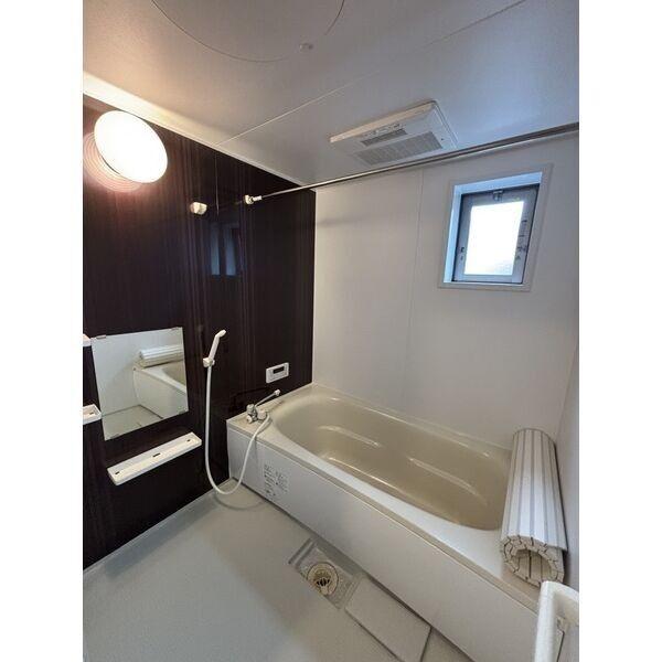 ピーアカーサ(バス)