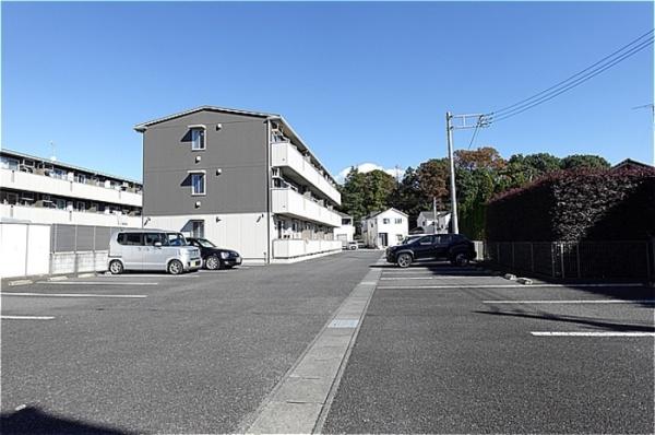 グランビューコート B(駐車場)