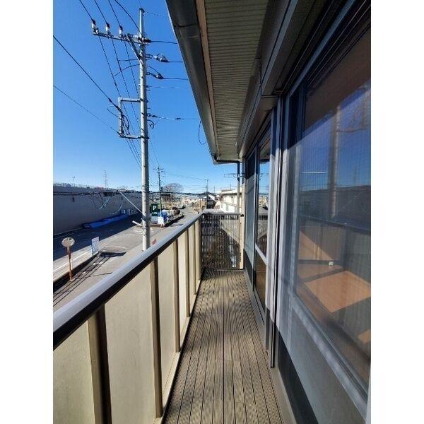 ソレアードB（平出町）