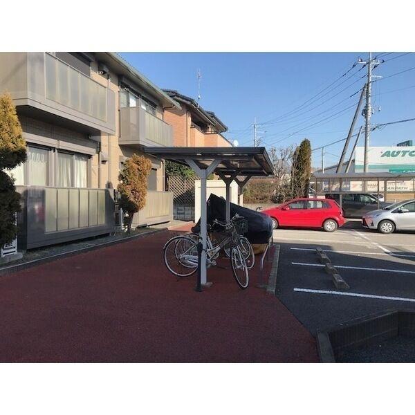 ソレアードB（平出町）