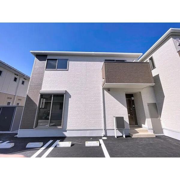 カーサ　ラ・ルーチェB