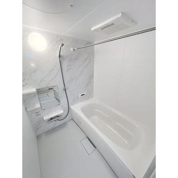 カーサ　ラ・ルーチェB