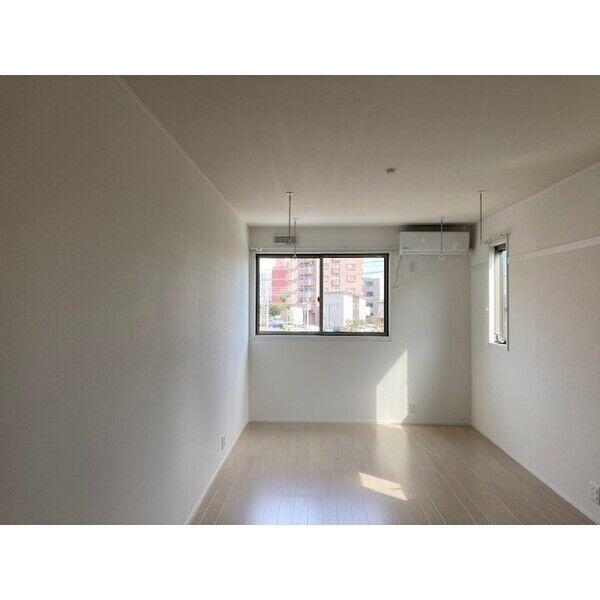 Sakura　Riant(サクラ　リア)