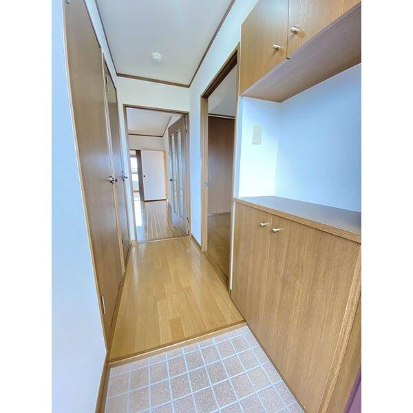 ファミーユ　Ａ棟