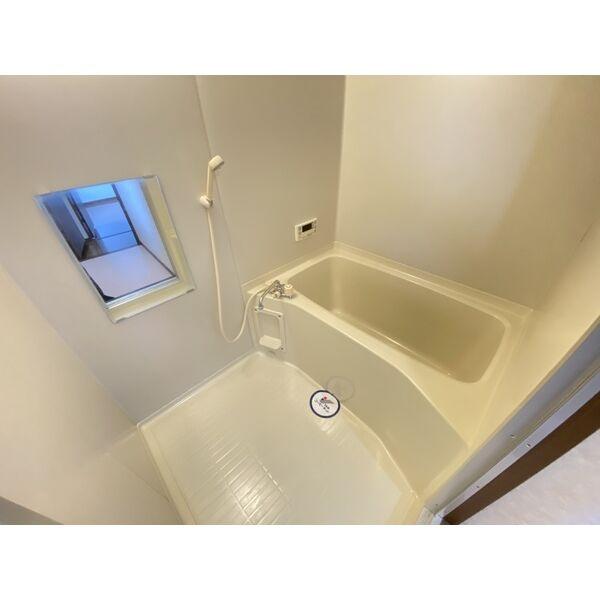 ファミーユ　Ａ棟