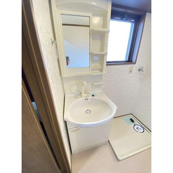 ファミーユ　Ａ棟