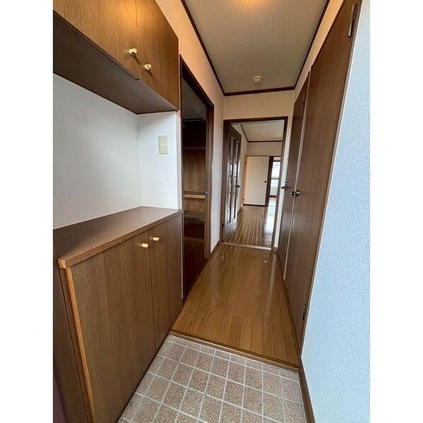 ファミーユ　Ａ棟