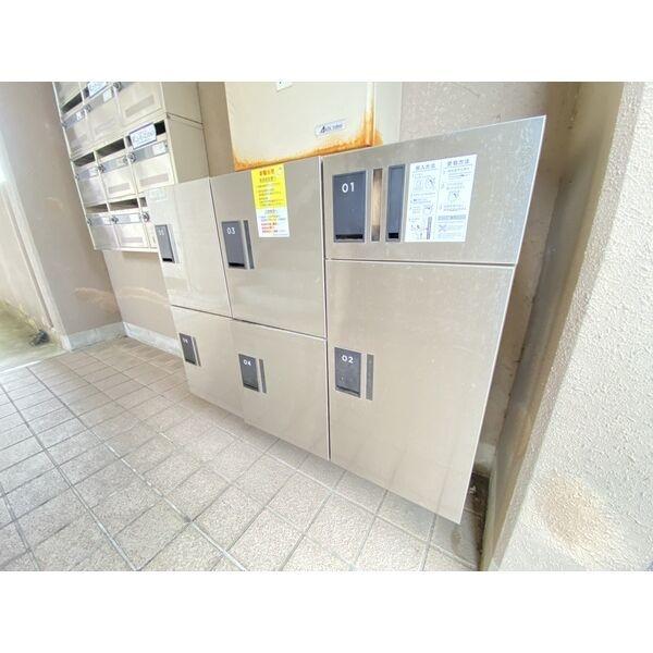 ファミーユ　Ａ棟