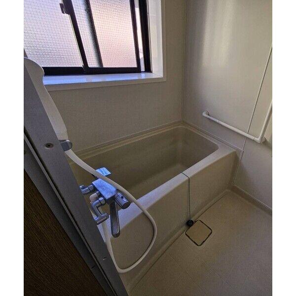 ロイヤルハイツ(簗瀬)