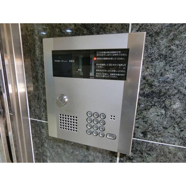 コートビレッジ駅前通り