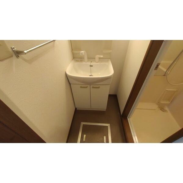 コートビレッジ駅前通り