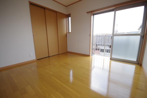 宇都宮市岩曽町のアパート