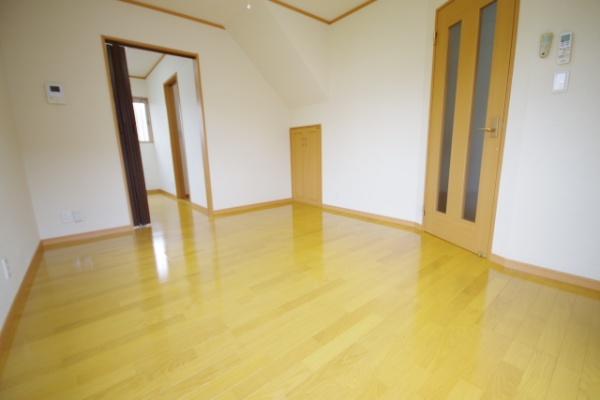 宇都宮市岩曽町のアパート