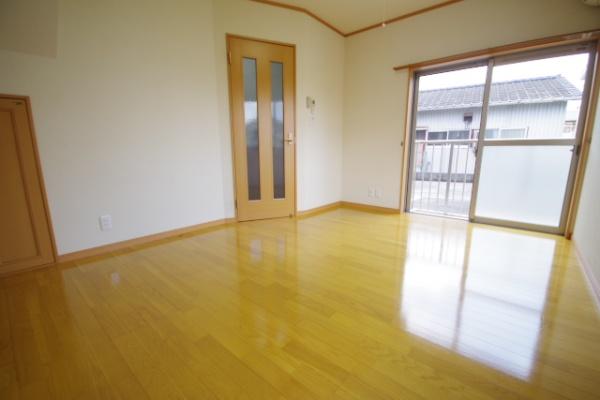 宇都宮市岩曽町のアパート