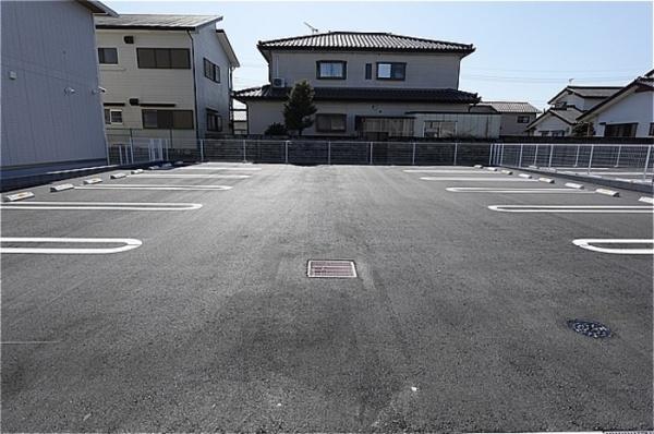 TORISIAS　西川田町