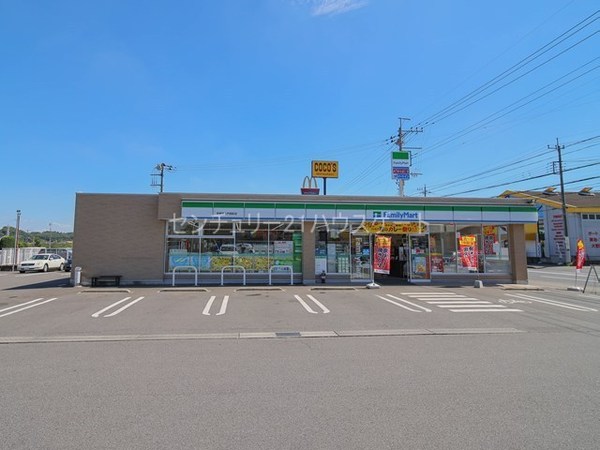 メゾン・ド・MK　D(ファミリーマート宇都宮上戸祭町店)
