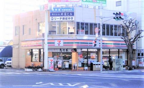 レクセルマンション宇都宮(セブンイレブン宇都宮駅東口店)