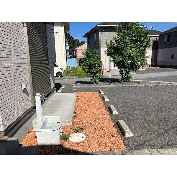 プラデュパイン　ウエスト　E