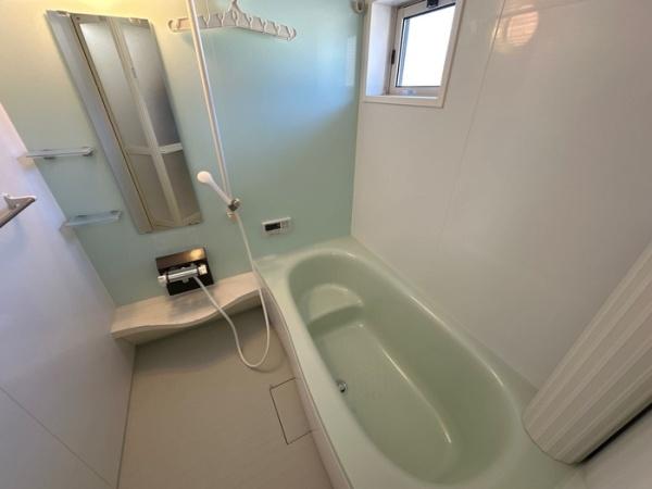 プレシュアモール