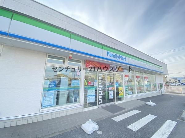 エスペランサミナミ(ファミリーマート宇都宮駒生二丁目店)