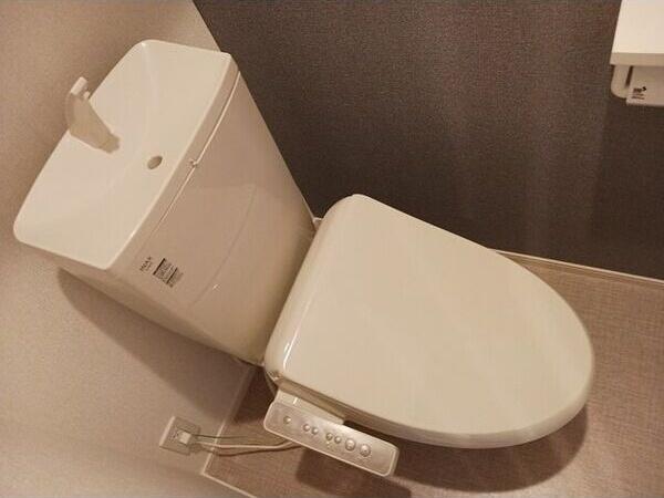シャルム