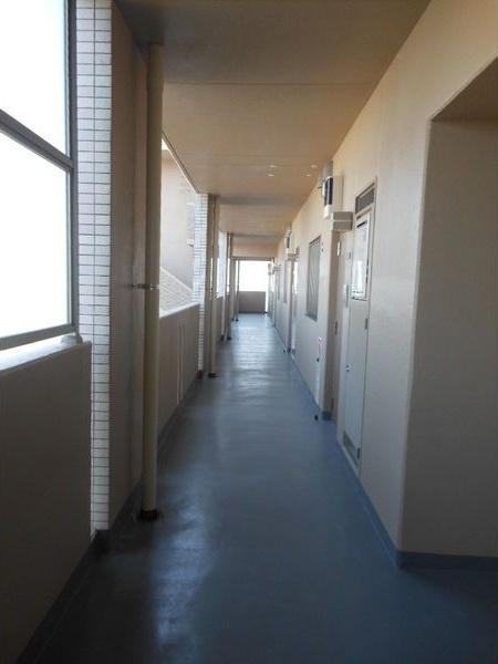 アドラール