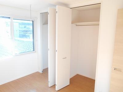 安立戸建て