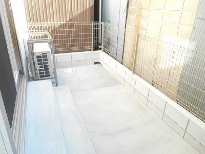 安立戸建て
