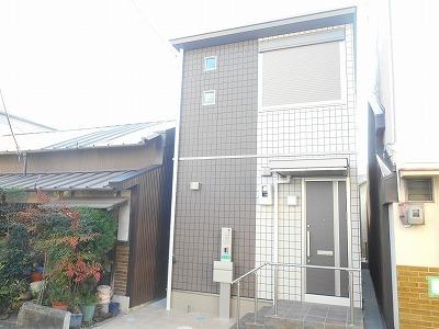 安立戸建て