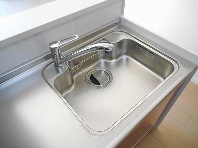 安立戸建て