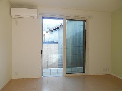 安立戸建て