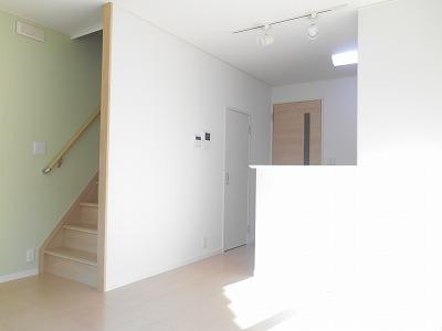 安立戸建て