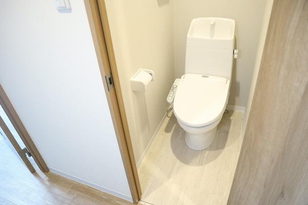 YOSHITOMI天下茶屋