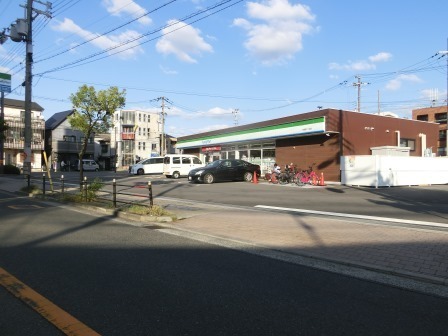 レクラン岸里東(ファミリーマート)