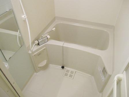 FmaisonAXIA8