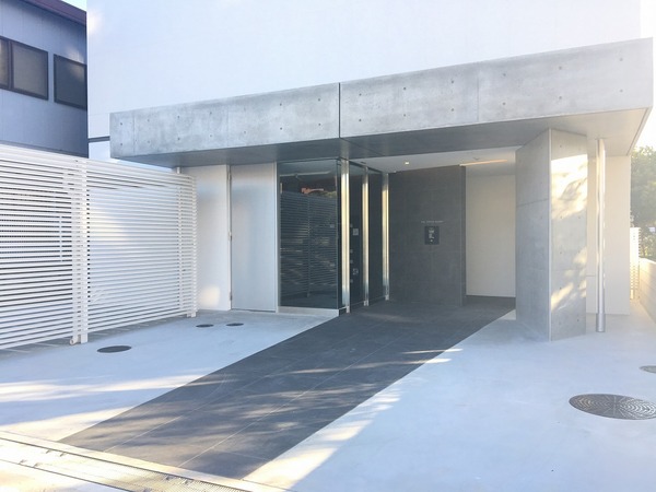 パークテラス花谷(エントランス)